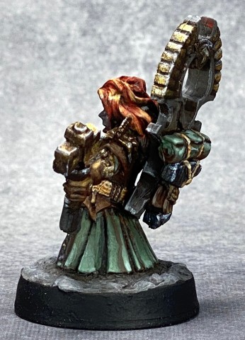 Left view of 77481 Gwyddis, Dwarf Valkyrie