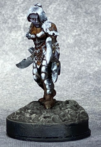 Front view of 77420 Aundine, Dark Elf Warrior