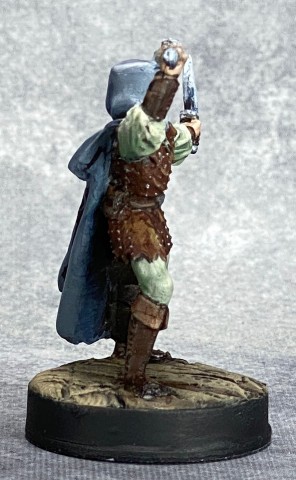 Right view of 77030: Danar, Male Assassin