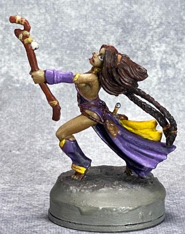 Left view of 89006 Seoni, Iconic Sorceress