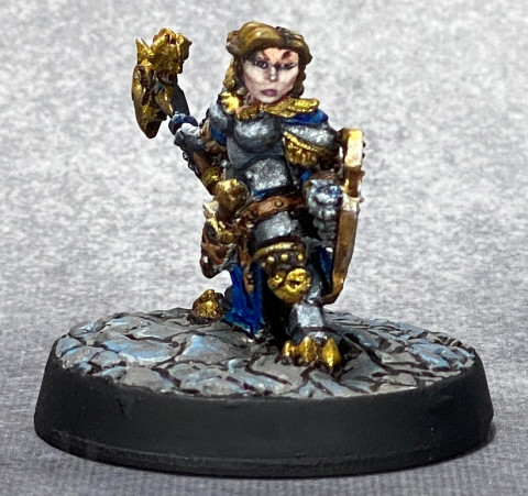 Front view of Reaper 03413: Nalila, Dwarf Paladin