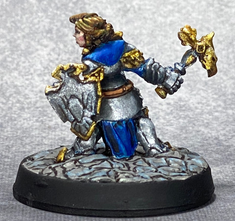 Left view of Reaper 03413: Nalila, Dwarf Paladin